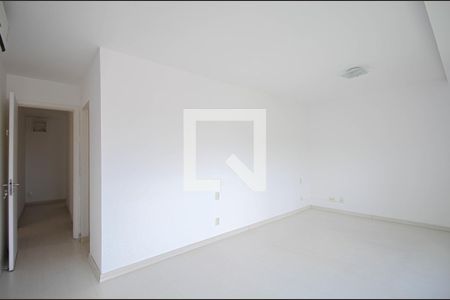 Suíte 1 de apartamento para alugar com 3 quartos, 270m² em Paraíso do Morumbi, São Paulo