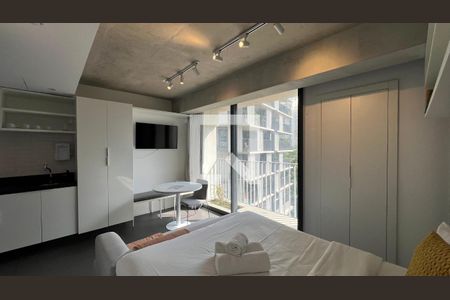Studio de kitnet/studio para alugar com 1 quarto, 28m² em Jardim das Bandeiras, São Paulo