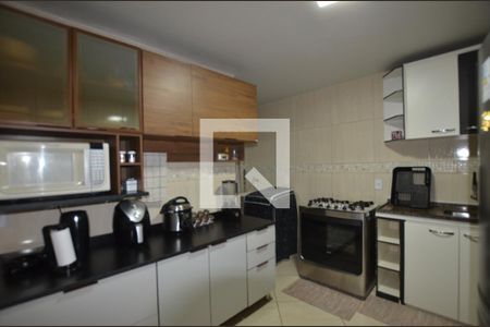 Cozinha de apartamento para alugar com 2 quartos, 60m² em Osvaldo Cruz, Rio de Janeiro