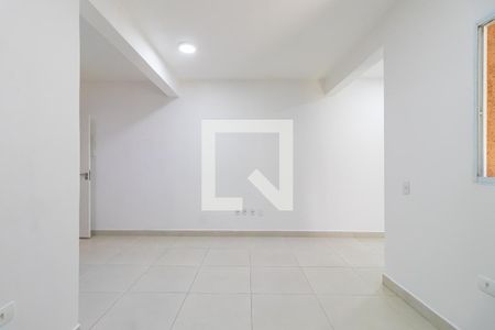 Sala de casa para alugar com 1 quarto, 60m² em Jardim Graziela, Barueri