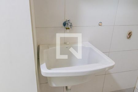 Área de Serviço de casa para alugar com 1 quarto, 60m² em Jardim Graziela, Barueri