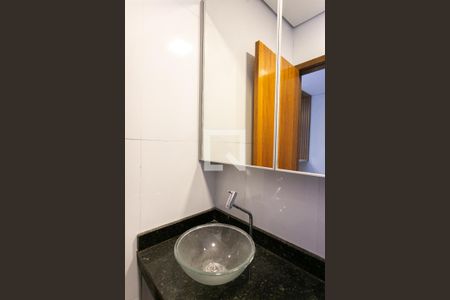 Banheiro de kitnet/studio para alugar com 1 quarto, 40m² em Vila Mafra, São Paulo