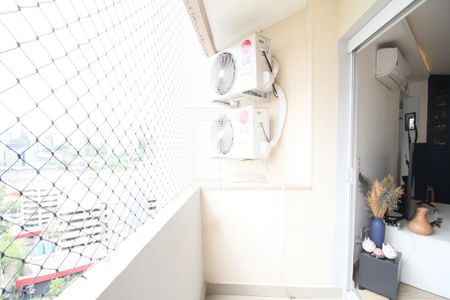 Varanda Sala de apartamento para alugar com 2 quartos, 80m² em Vila Andrade, São Paulo