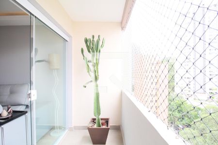 Varanda Sala de apartamento para alugar com 2 quartos, 80m² em Vila Andrade, São Paulo