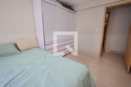 Suíte 1 de apartamento à venda com 4 quartos, 156m² em Setor Bueno, Goiânia