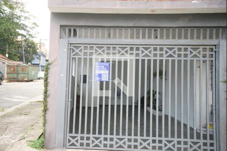 Fachada de casa à venda com 4 quartos, 236m² em Vila Lucinda, Santo André