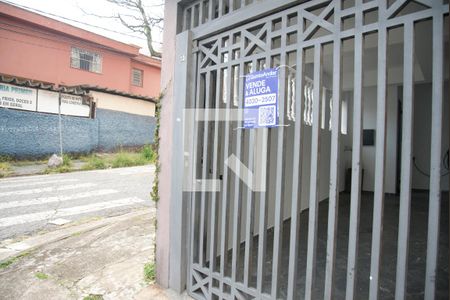 Placa de casa à venda com 4 quartos, 236m² em Vila Lucinda, Santo André