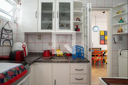 Cozinha de apartamento para alugar com 1 quarto, 52m² em Consolação, São Paulo