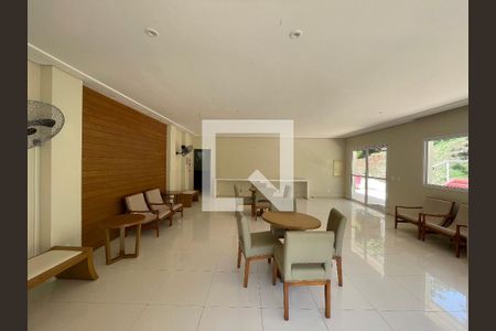 Academia de casa de condomínio para alugar com 3 quartos, 300m² em Jardim Barbacena, Cotia