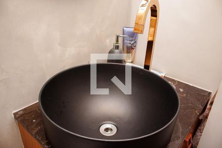 Lavabo de apartamento à venda com 3 quartos, 106m² em Água Branca, São Paulo