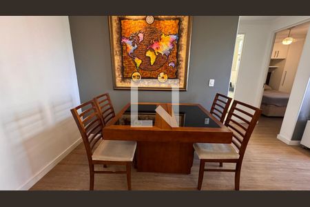 Sala de apartamento à venda com 2 quartos, 47m² em Vila Satúrnia, Campinas