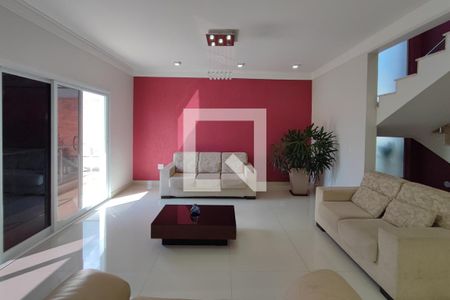 Sala de Estar de casa de condomínio para alugar com 5 quartos, 560m² em Swiss Park, Campinas