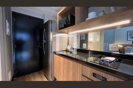 Cozinha de kitnet/studio à venda com 1 quarto, 25m² em Paraíso, São Paulo