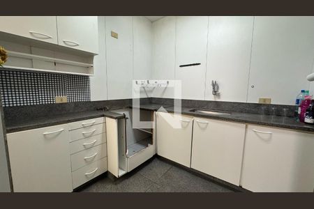 Cozinha de apartamento à venda com 3 quartos, 115m² em Sion, Belo Horizonte
