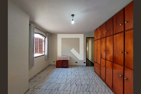 Quarto 1 de casa para alugar com 3 quartos, 123m² em Vila Marari, São Paulo