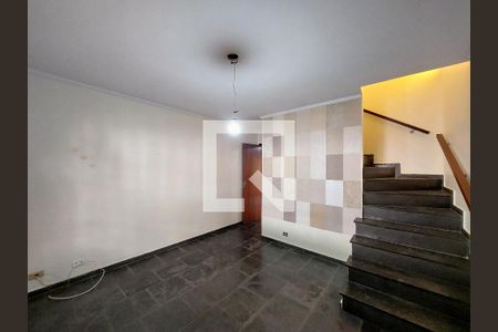 Sala de casa para alugar com 3 quartos, 123m² em Vila Marari, São Paulo
