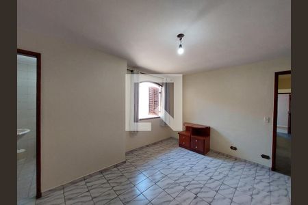Quarto 1 de casa para alugar com 3 quartos, 123m² em Vila Marari, São Paulo