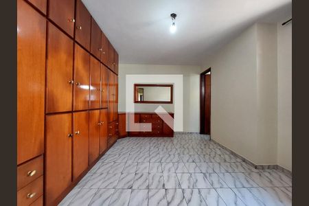 Quarto 1 de casa para alugar com 3 quartos, 123m² em Vila Marari, São Paulo