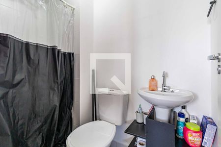 Banheiro de apartamento para alugar com 2 quartos, 43m² em Jardim Celeste, São Paulo