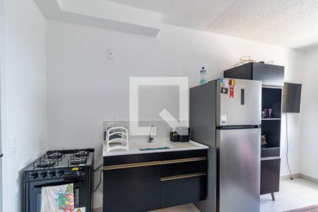 Cozinha de apartamento para alugar com 2 quartos, 43m² em Jardim Celeste, São Paulo