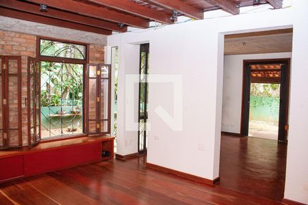Sala de casa para alugar com 3 quartos, 180m² em Vila Romana, São Paulo