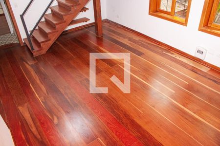 Sala de casa para alugar com 3 quartos, 180m² em Vila Romana, São Paulo