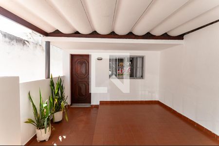Garagem de casa à venda com 4 quartos, 160m² em Vila Anglo Brasileira, São Paulo