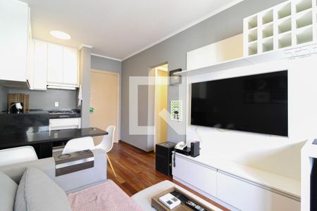 Sala/Cozinha de apartamento para alugar com 1 quarto, 35m² em Moema, São Paulo
