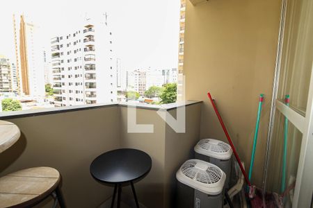 Varanda da Sala/Cozinha de apartamento para alugar com 1 quarto, 35m² em Moema, São Paulo