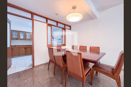Apartamento à venda com 3 quartos, 216m² em Santa Cecilia, São Paulo
