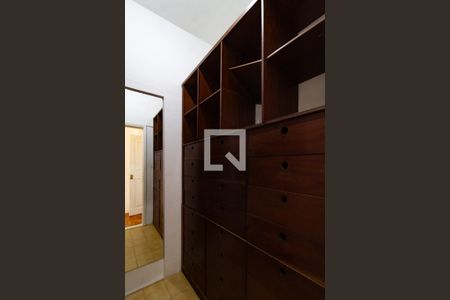 Closet da suíte de apartamento para alugar com 2 quartos, 127m² em Botafogo, Rio de Janeiro