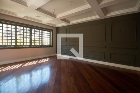 Sala de casa para alugar com 5 quartos, 550m² em Chácara Monte Alegre, São Paulo