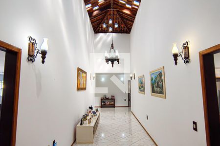 corredor de casa de condomínio para alugar com 5 quartos, 321m² em Jacarepaguá, Rio de Janeiro