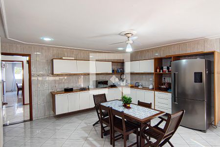Cozinha de casa de condomínio à venda com 5 quartos, 321m² em Jacarepaguá, Rio de Janeiro