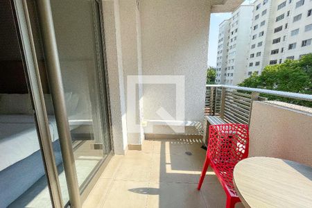 Varanda de kitnet/studio para alugar com 1 quarto, 24m² em Vila Madalena, São Paulo