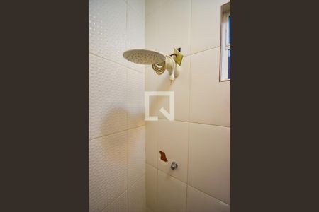 Banheiro Social (1º Andar) de casa de condomínio à venda com 3 quartos, 100m² em Encantado, Rio de Janeiro