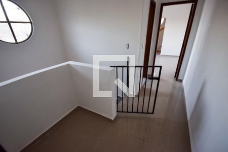 Hall de casa de condomínio à venda com 3 quartos, 100m² em Encantado, Rio de Janeiro