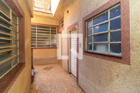 Área de Serviço de casa à venda com 3 quartos, 319m² em Vila Paulo Silas, São Paulo