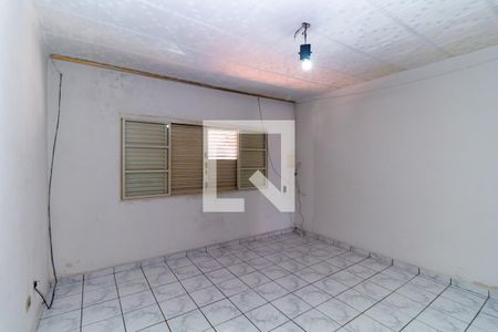 Quarto 1 de casa à venda com 3 quartos, 319m² em Vila Paulo Silas, São Paulo