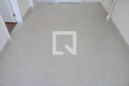 Sala e Cozinha Integrada de apartamento para alugar com 1 quarto, 28m² em Parque Industrial Tomas Edson, São Paulo