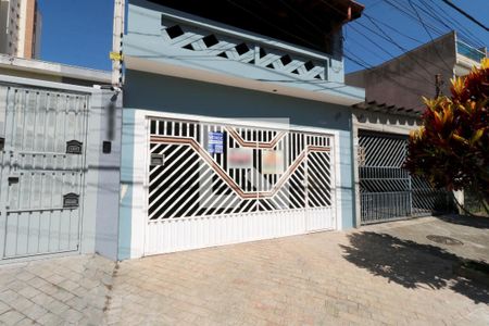 Fachada com a plaquinha de casa à venda com 3 quartos, 185m² em Vila Pires, Santo André