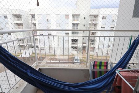 Sacada de apartamento à venda com 2 quartos, 48m² em Olaria, Canoas