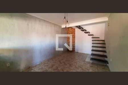 Sala de casa para alugar com 3 quartos, 180m² em Veloso, Osasco