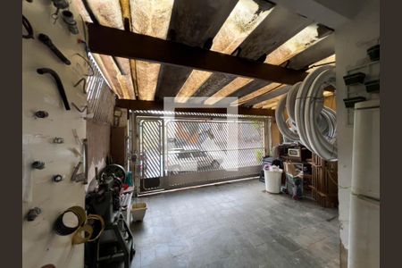Garagem de casa à venda com 2 quartos, 112m² em Ipiranga, São Paulo