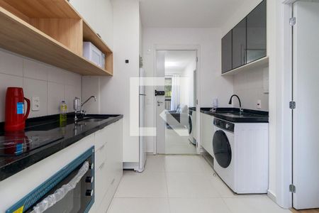 Cozinha de apartamento para alugar com 1 quarto, 27m² em Campo Belo, São Paulo
