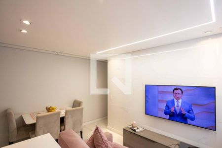 Sala de apartamento à venda com 2 quartos, 45m² em Piraporinha, Diadema