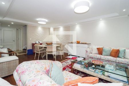 Sala de casa de condomínio à venda com 5 quartos, 578m² em Vila Progredior, São Paulo