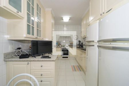 Cozinha de casa de condomínio à venda com 5 quartos, 578m² em Vila Progredior, São Paulo
