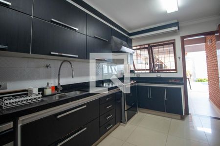 Cozinha de casa à venda com 3 quartos, 300m² em Santo Amaro, São Paulo