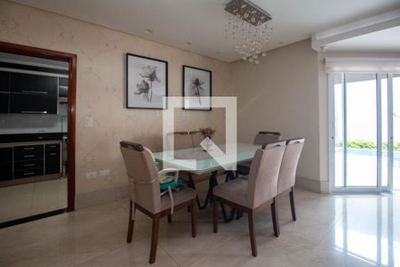 Sala de casa à venda com 3 quartos, 300m² em Santo Amaro, São Paulo